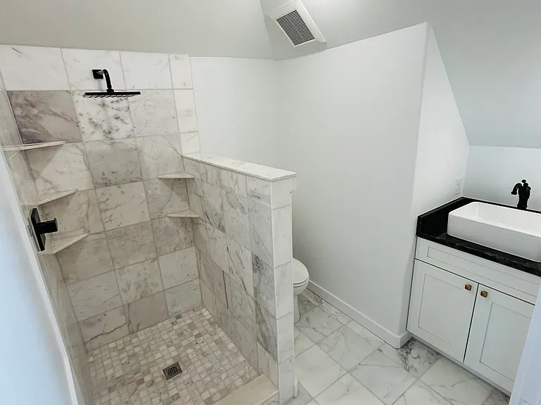 296 NW 12th Ave — Photo 50