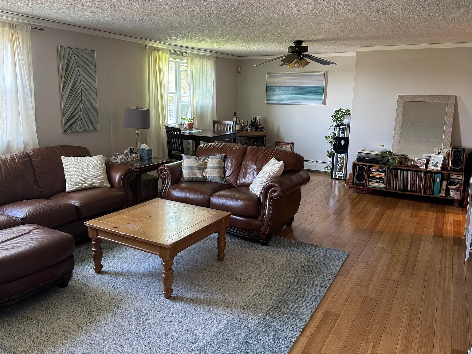 2 bed, 1080 sqft, $2,500 — Photo 3