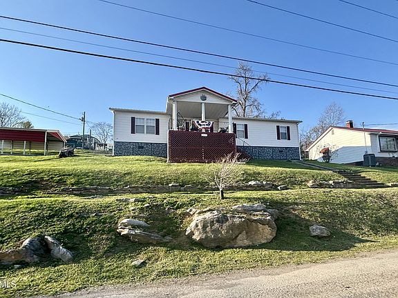 2nd image of 198 Church Ave