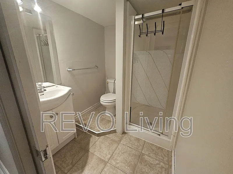 Studio, 1.0 bath, 600 sqft, $1,275 — Photo 4