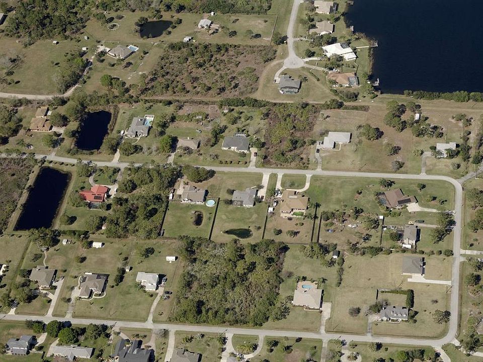 2nd image of 1773 Plantation Cir SE