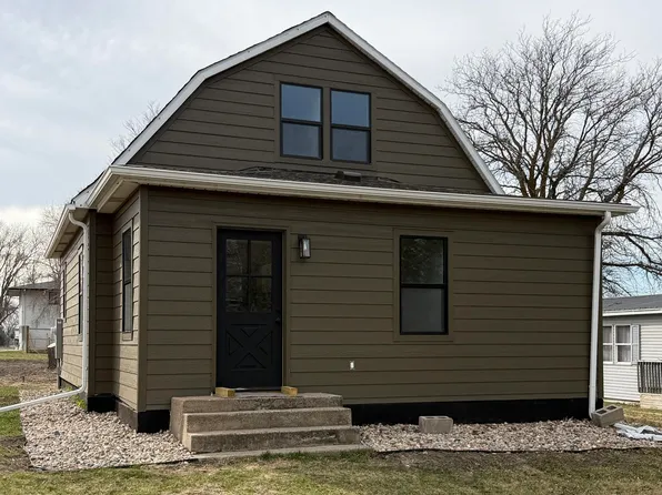 710 S Highland St, Arlington, SD 57212