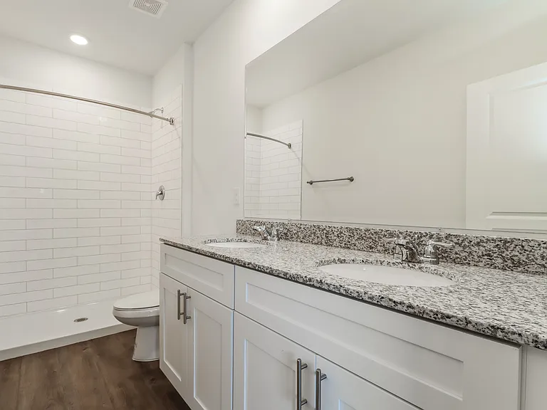 11829 Mountain Retreat Ln — Photo 12