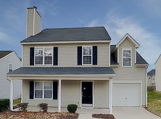 8531 Oak Dr NE, Charlotte, NC 28269