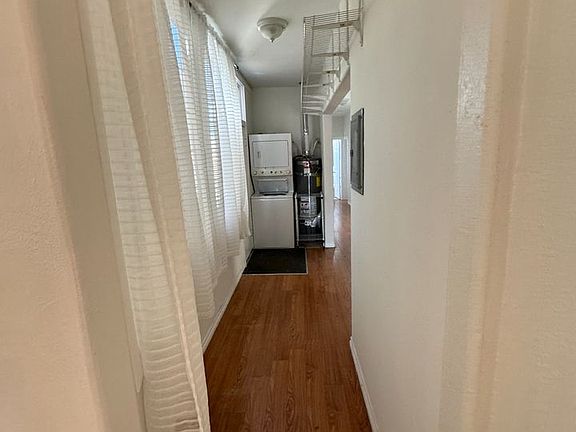 3rd image of 115 S New Hampshire Ave APT 3