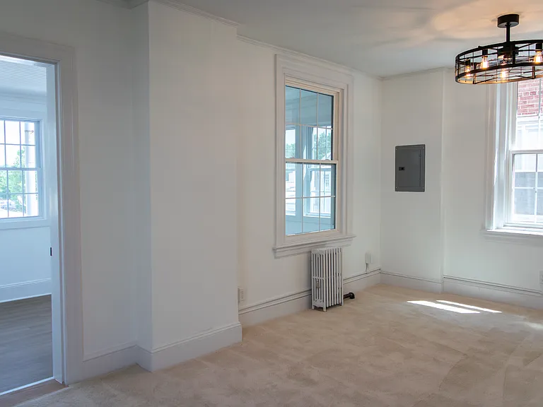 32 Nassau St #3-B — Photo 11