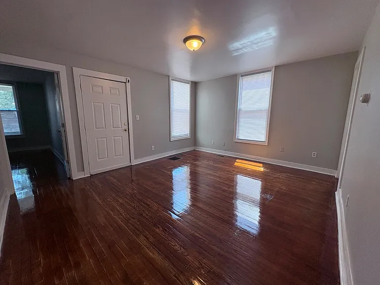 90 Orchard St #1 — Photo 3