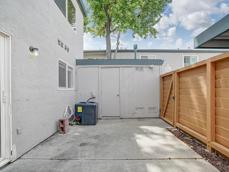 3370 Northwood Dr #A — Photo 13
