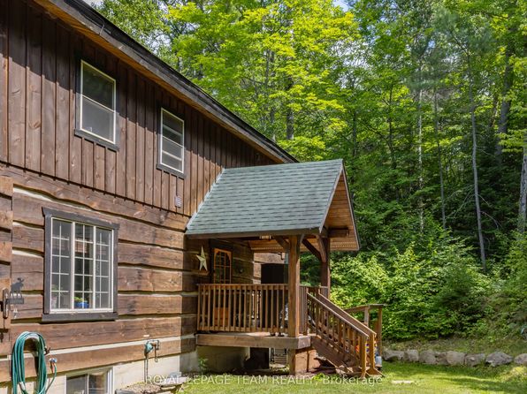 16 Carson Grove Rd, Madawaska Valley, ON K0J 1B0