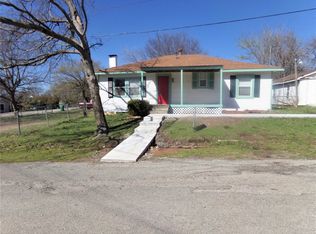 215 W Oconnell St, Howe, TX 75459