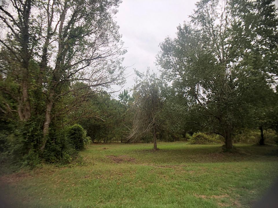 1st image of 553 Winter Dr