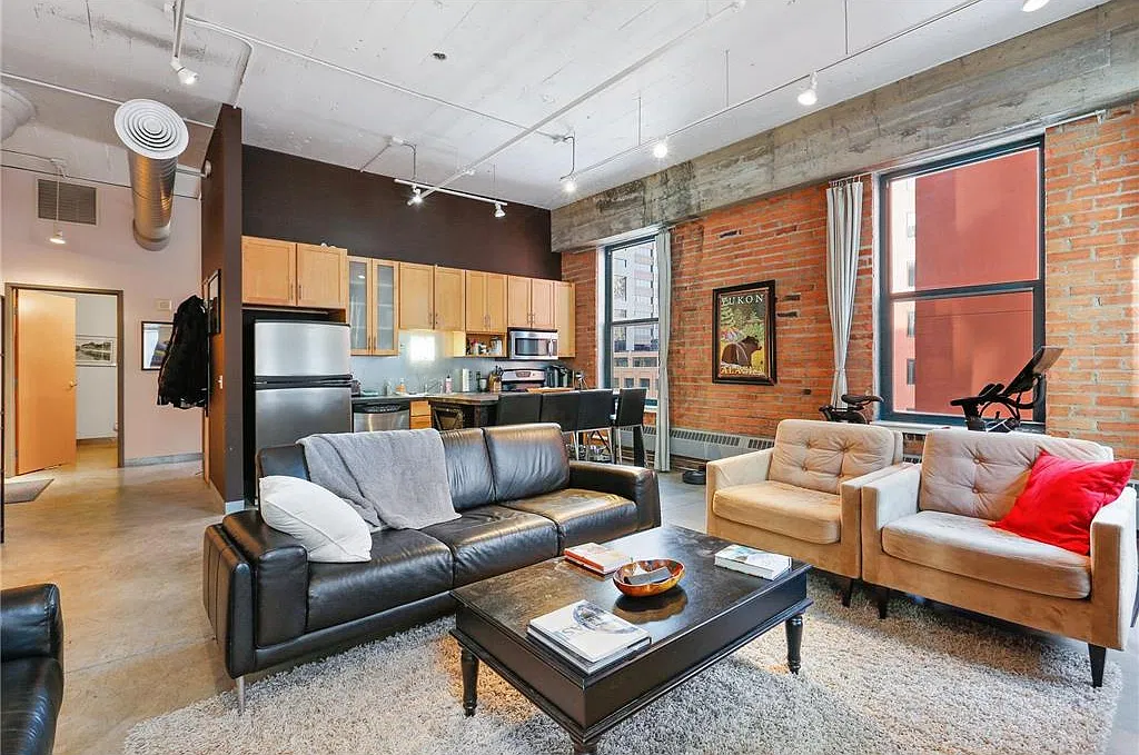 1 bed, 781 sqft, $2,200 — Photo 4