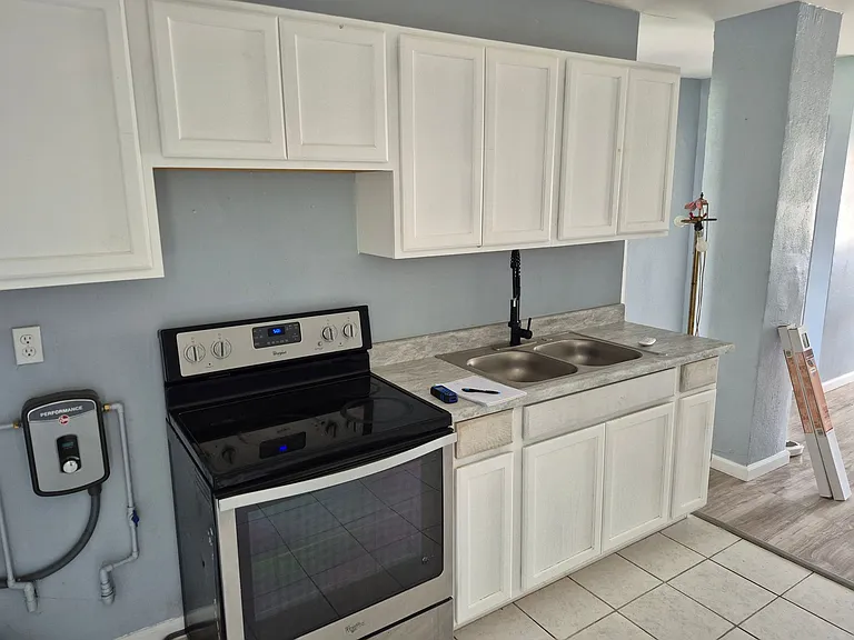 3408 E Dr Martin Luther King Jr Blvd #4 — Photo 2