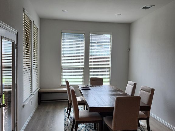 5th image of 3903 Hudson Way