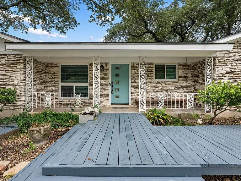 1003 Minda Dr — Photo 5