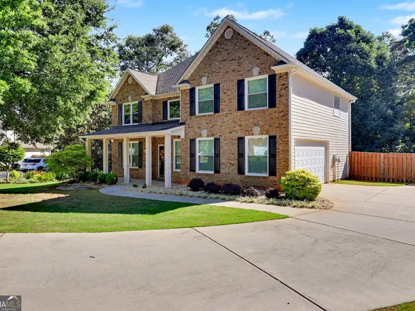 1533 Rolling Meadows Dr, McDonough, GA 30253