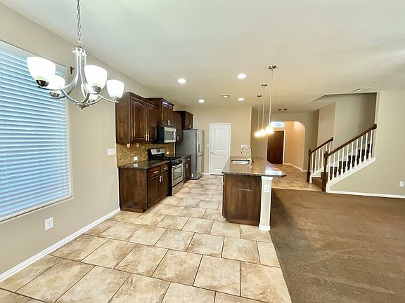 4th image of 7013 Harrall Ranch Rd