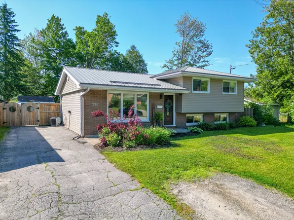 235 Orange Cres, North Bay, ON P1A 3B1