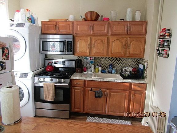 2nd image of 510 17th St #2F