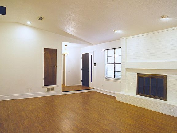 4th image of 5602 73rd St