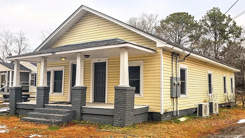 Building Photo - 608 Arrington Ave #B