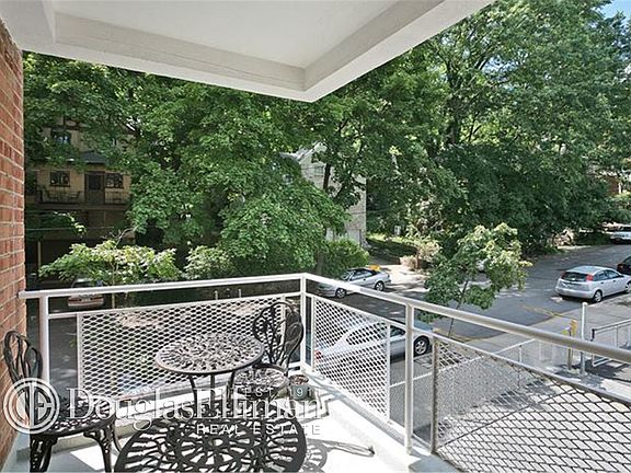 2nd image of 255 Fieldston Ter APT 4C