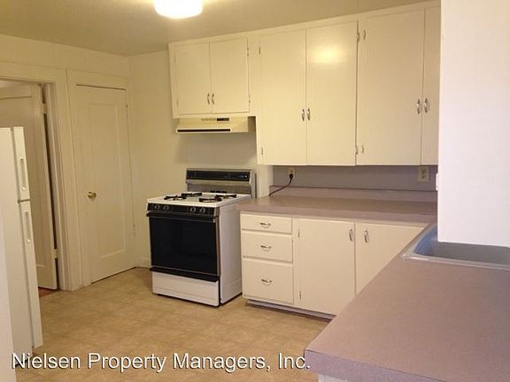 2nd image of 2401 N St APT 02