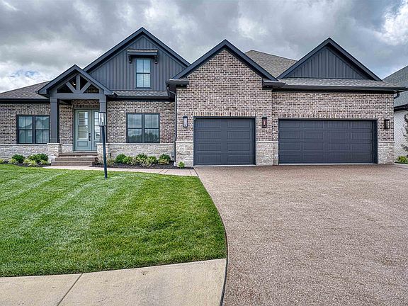 2nd image of 2081 Chadwick Dr