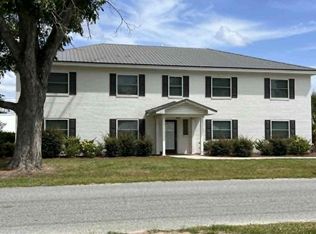151 S 2nd St #P236, Jesup, GA 31545