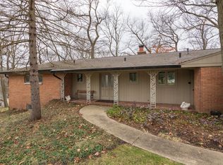 4250 Sunnybrook Dr, Kalamazoo, MI 49008