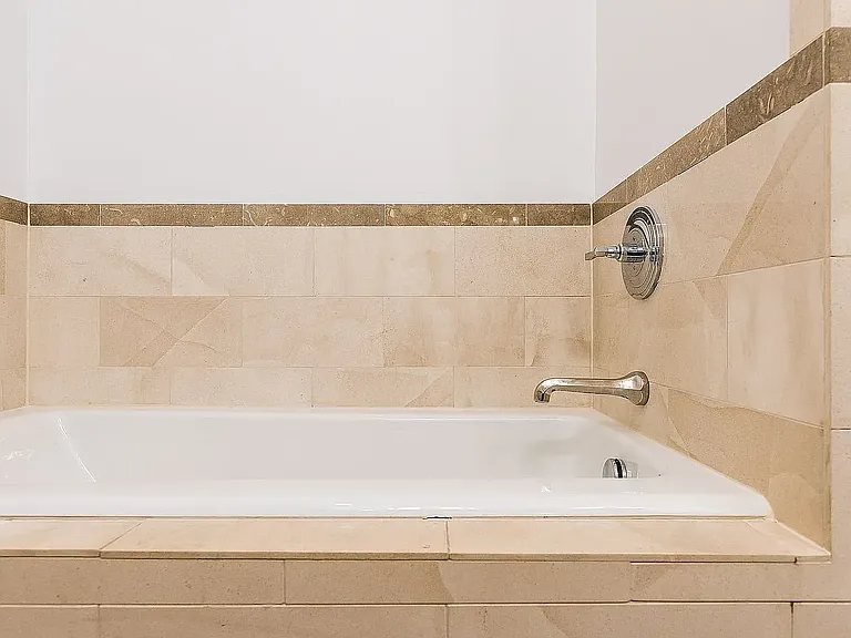 1 Hanson Pl #19L — Photo 28