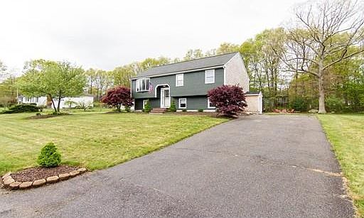 3rd image of 85 Copley Dr