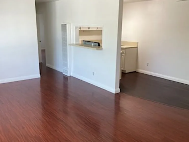 Apt 7222 Whittier — Photo 3