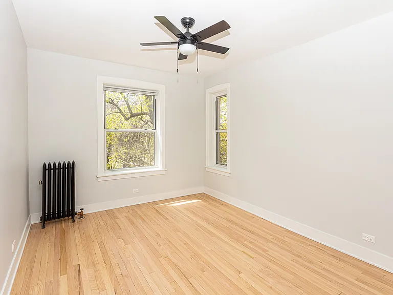 4117 W Belle Plaine Ave #1N — Photo 15