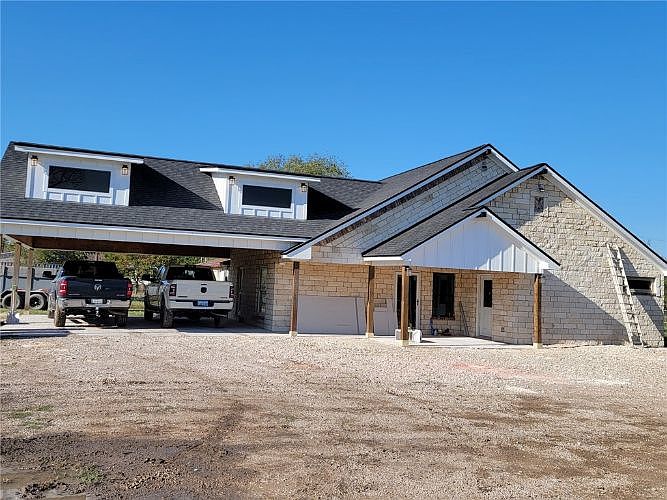 1st image of 979 Old Mexia Rd