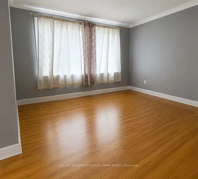 203 Hendon Ave — Photo 9