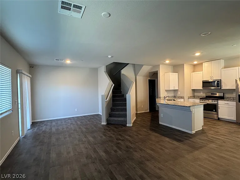 4650 Moonbow Ave #102 — Photo 4