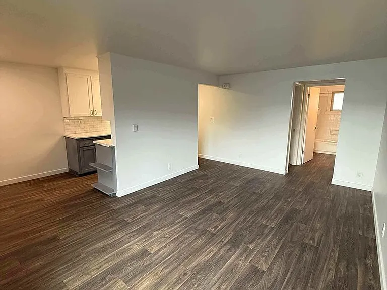 6100 24th Ave NW — Photo 5