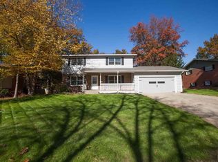 2828 Nevada St, Manhattan, KS 66502