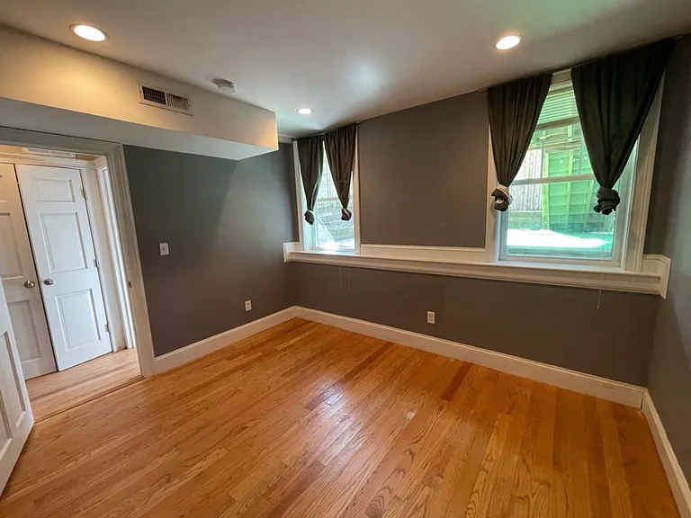 283 Gold St #1 — Photo 9