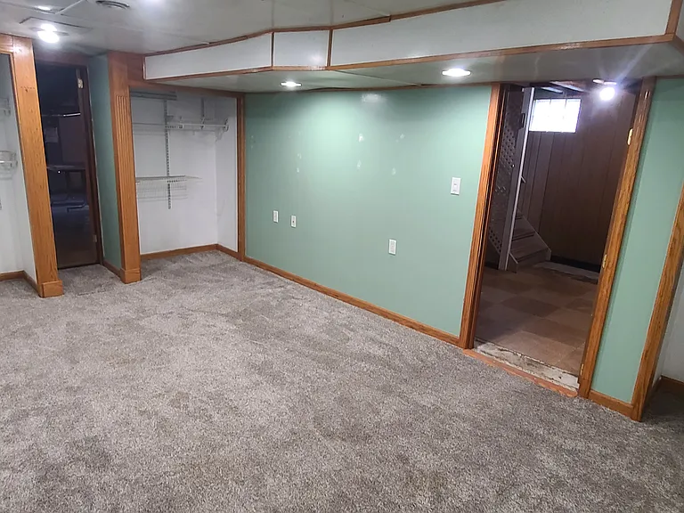 297 Maylawn Ave — Photo 10