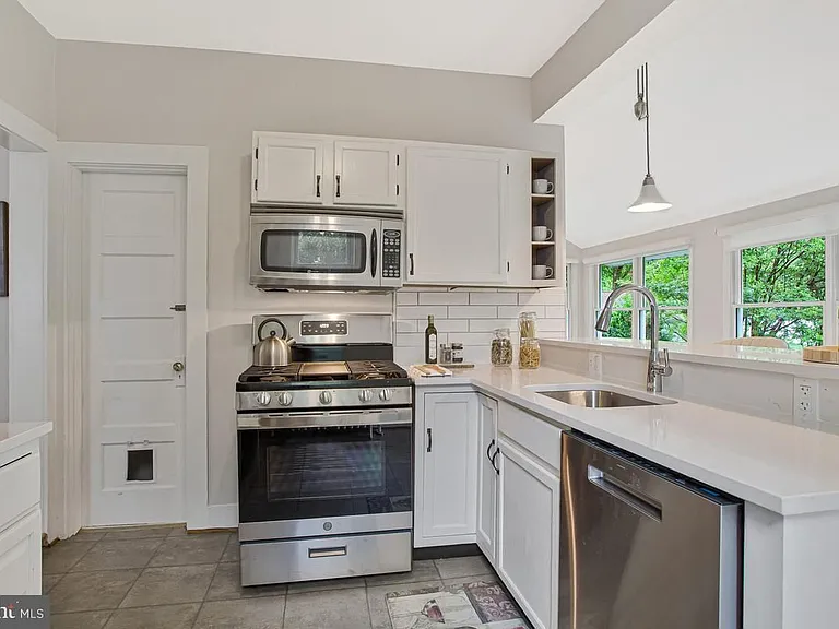 4816 Osage St — Photo 4