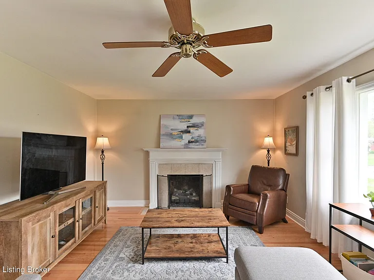 2810 Alice Ave — Photo 15