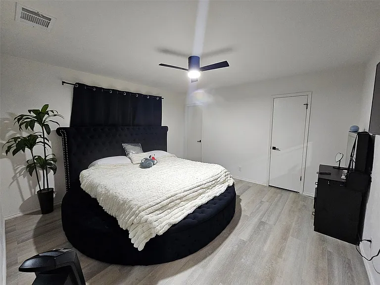 10706 Berthound Dr — Photo 15