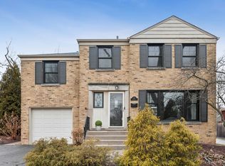 328 Lorraine St, Glen Ellyn, IL 60137