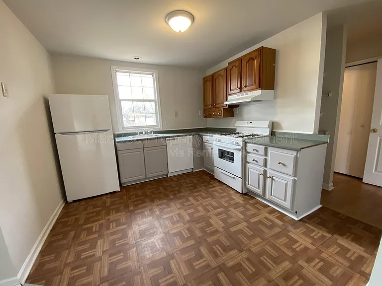 209 Hamilton St #A — Photo 6