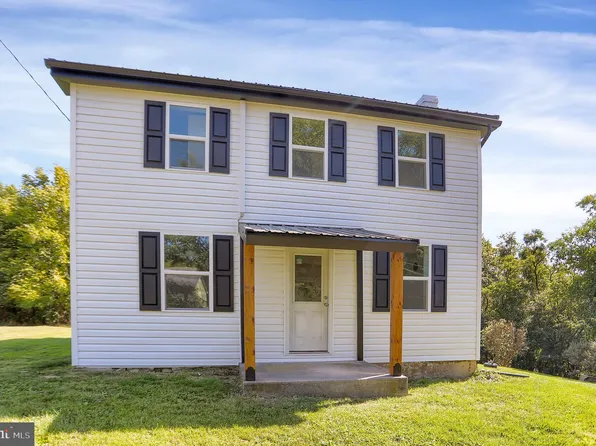 686 Indian Mound Rd, Port Royal, PA 17082