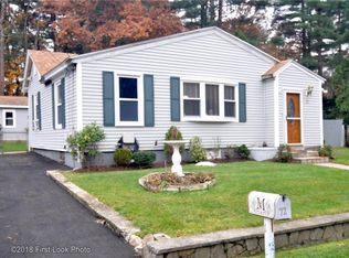 72 Angus St, Coventry, RI 02816