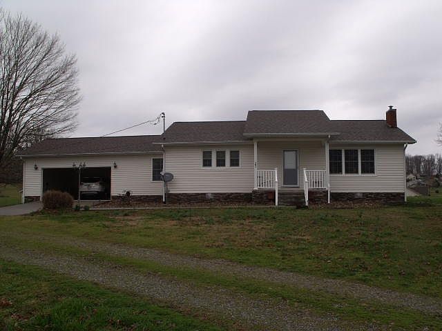 1st image of 101 Ponderosa Dr