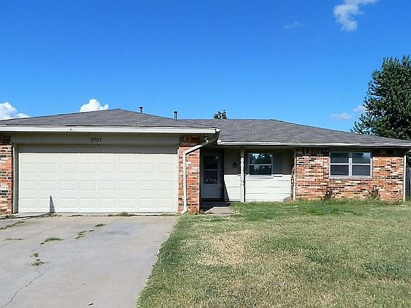 4th image of 2707 NW 75th St